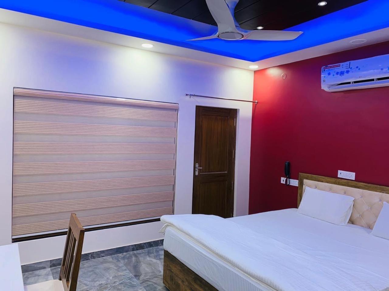 The Swiss Residency Hotell Greater Noida Exteriör bild